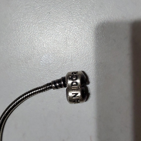 Auth. Pandora Moments Snake Chain Bracelet 7.5" - Picture 4 of 4